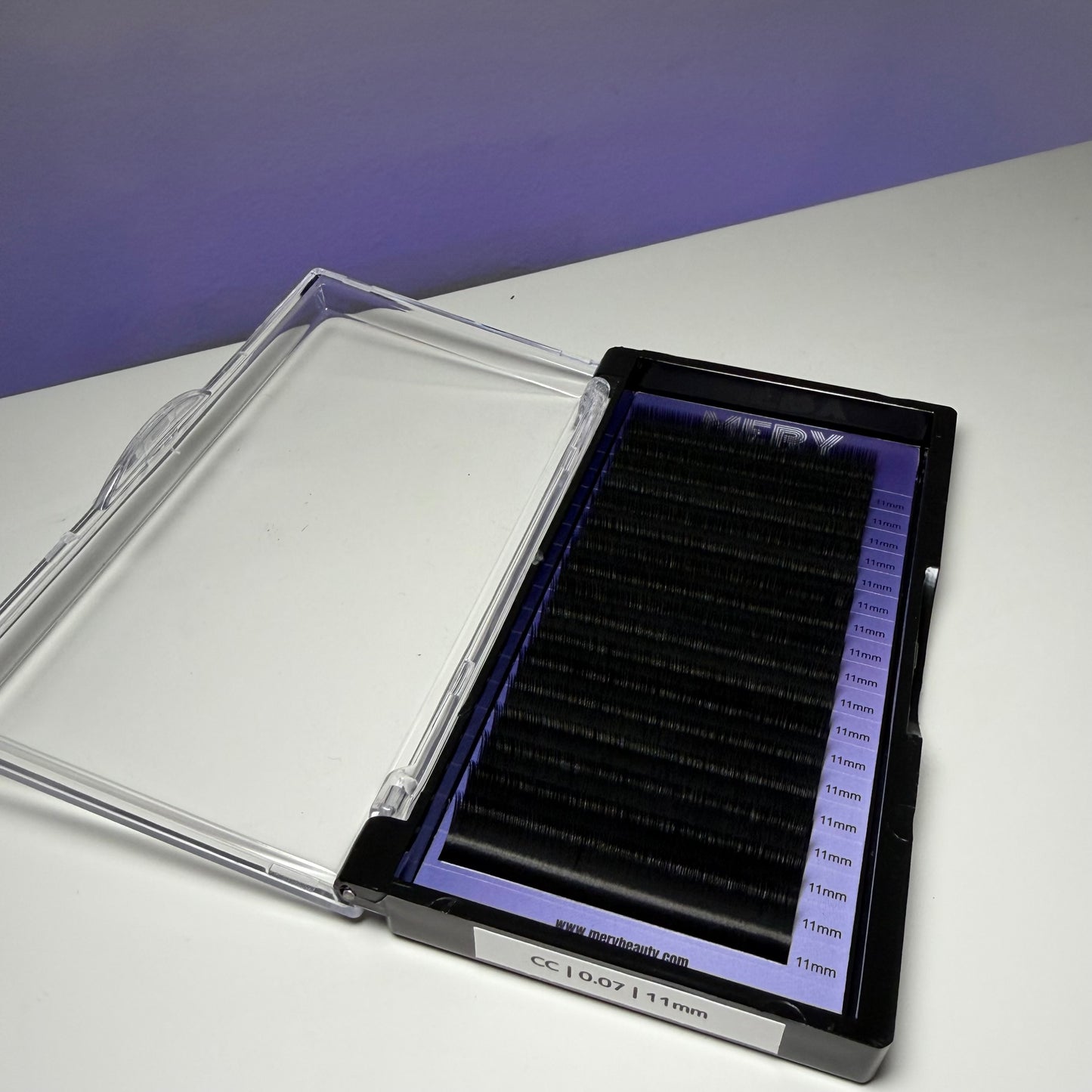 Extensii de gene LUXE ULTRA BLACK 18 LINII 0.07