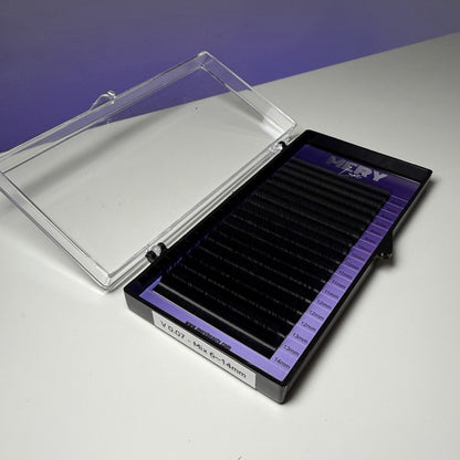 Extensii de gene LUXE ULTRA BLACK 18 LINII 0.07